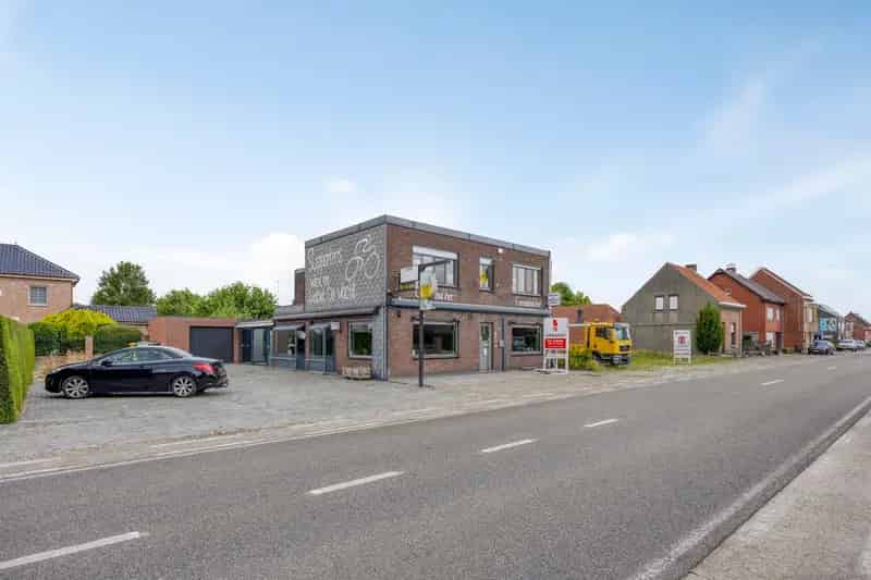 Ruim Horecapand met Woongelegenheid Arendonk