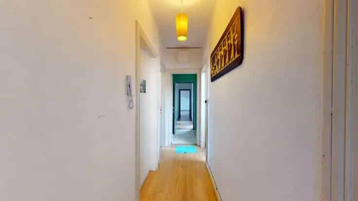 Appartement Te Koop: 2 Slaapkamers Renovatieproject