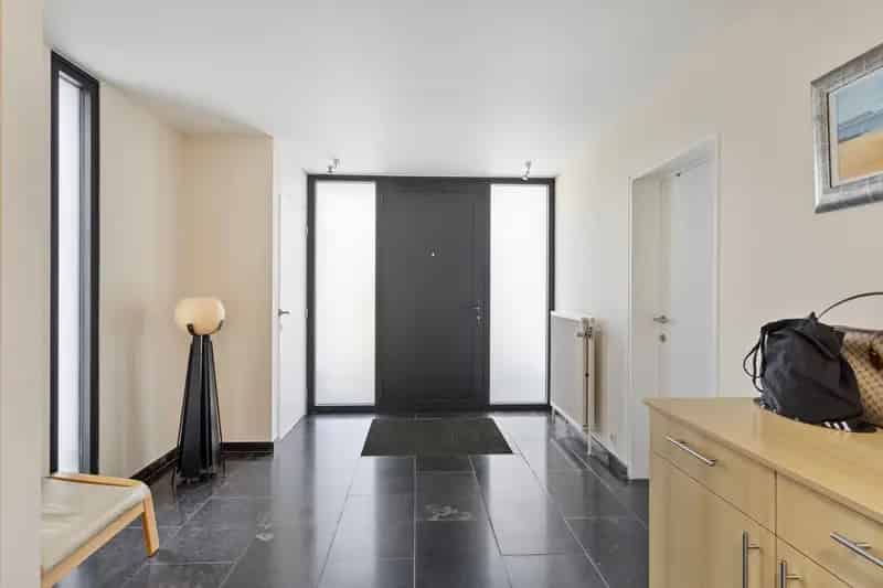 Ruime woning met 6 slaapkamers