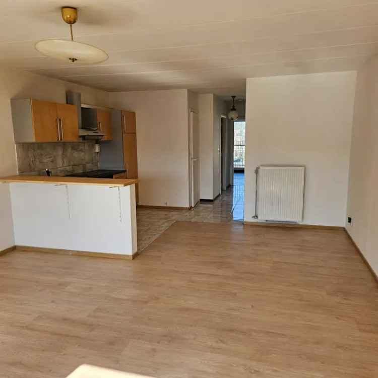 2 Slaapkamer Appartement met Tuin te Koop