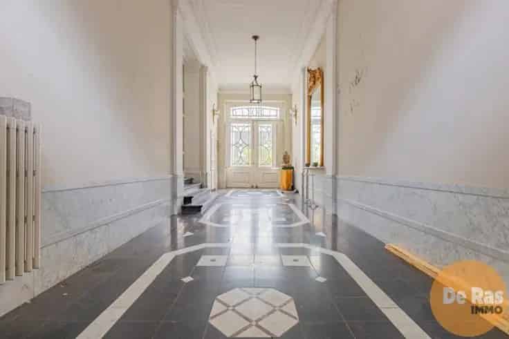 Herenhuis Aalst 5 Bouwlagen Unieke Elementen