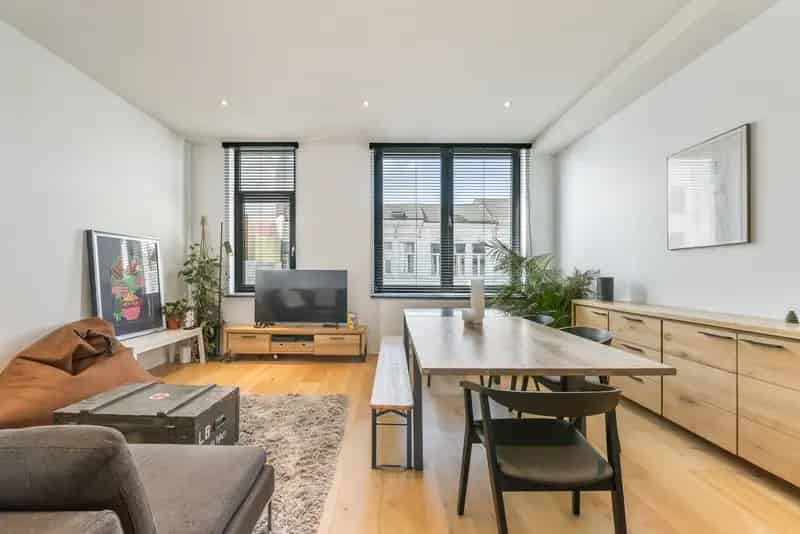 Appartement te huur Antwerpen Zuid: Lichtrijk en Trendy