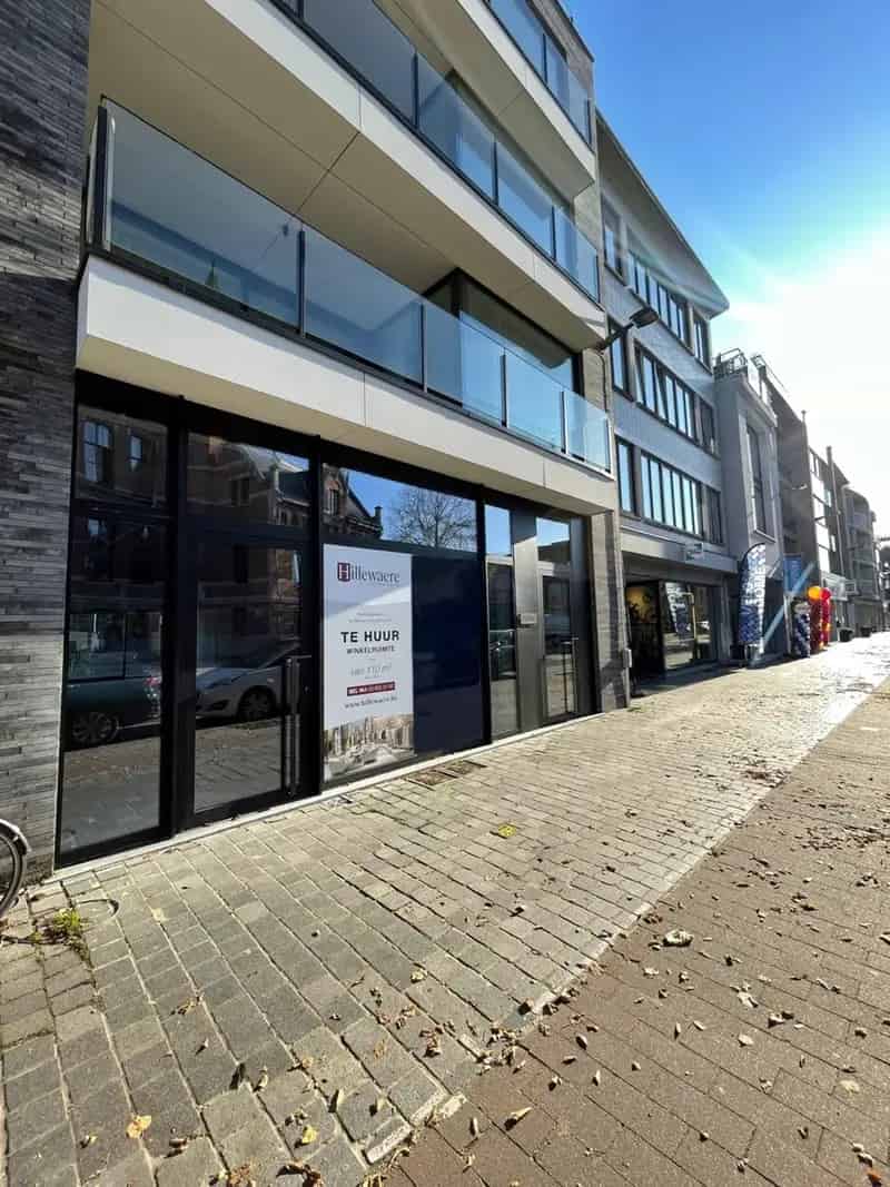 Winkelruimte te Brasschaat: 110m² Bredabaan