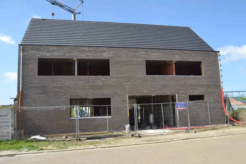 Huis te koop: Ruime 4-slaapkamer BEN-woning met garage