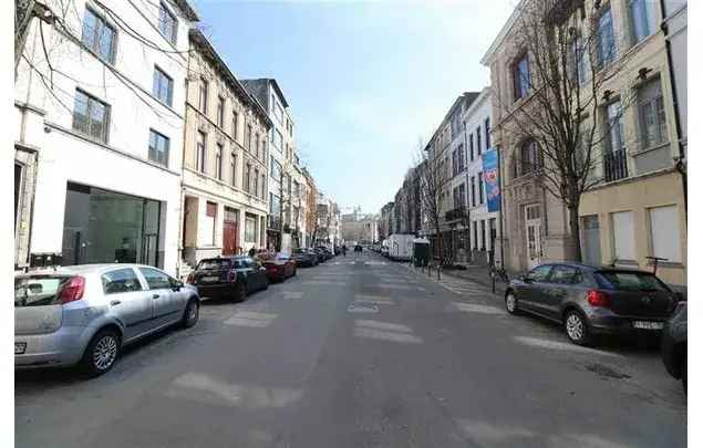 Huur 1 slaapkamer appartement van 48 m² in Antwerp