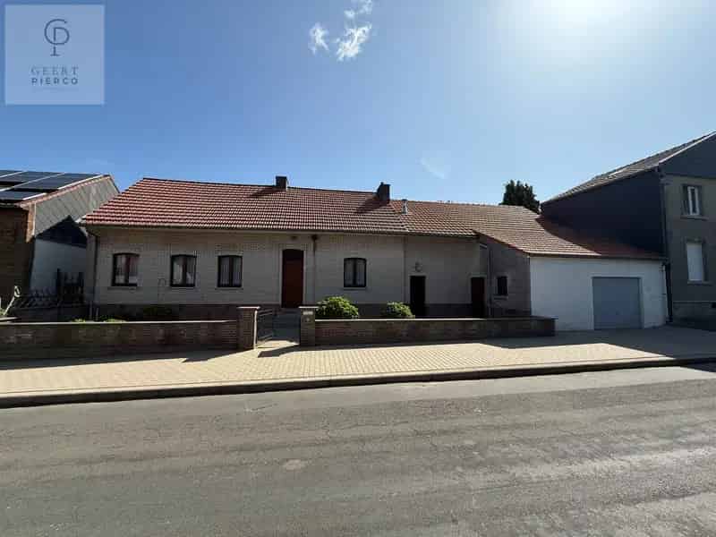 Huis te huur Laar Landelijke woning te renoveren met schuur