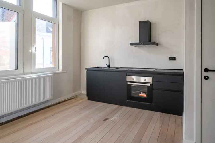 Appartement te koop Borgerhout  -  Lichtrijk en modern