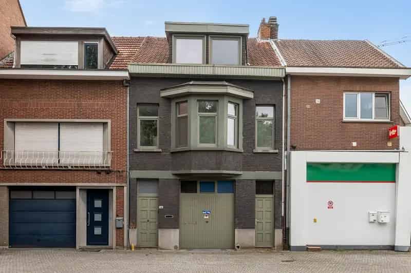 Huis te koop Brasschaat 4 slaapkamers garage tuin EPC B