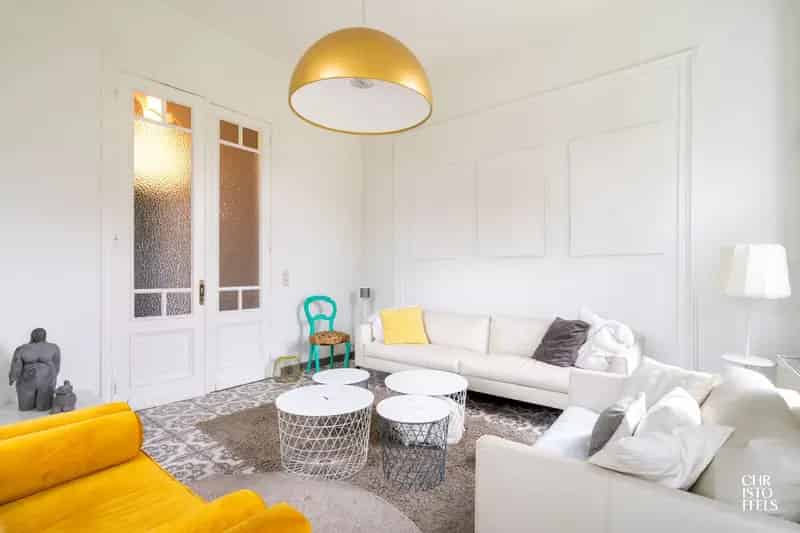 Herenhuis 535m² 6 slaapkamers 19km Maastricht
