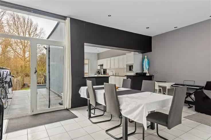 Huis Te Koop Mechelen: Halfopen Bebouwing met Tuin