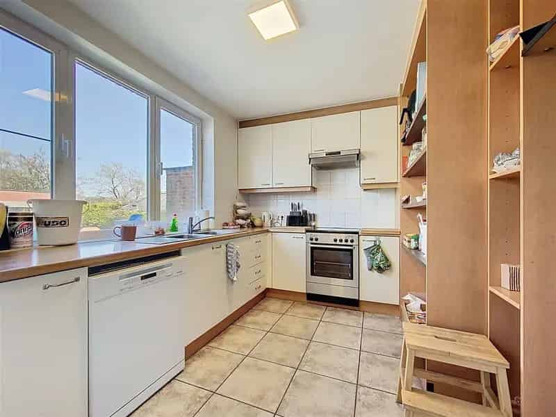 Instapklare woning Gooreind met tuin en garages