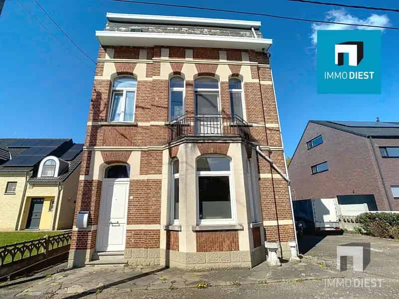 Karaktervolle Jaren 30 Woning te Huur