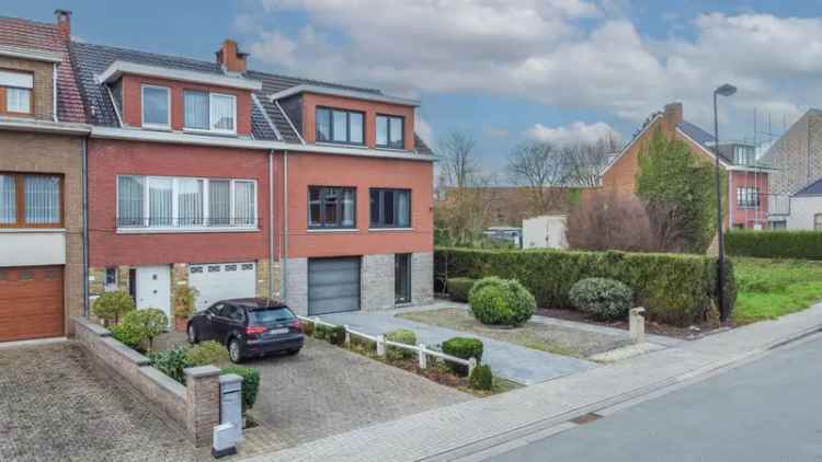 Huis te huur: Energiezuinige 3-gevel woning met tuin en garage