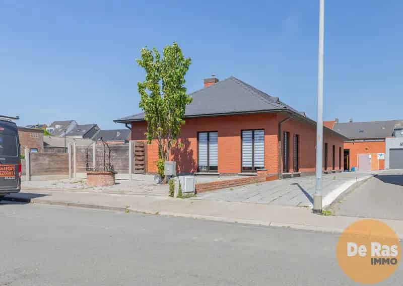 Bungalow te koop 4 slaapkamers en loods 150m²