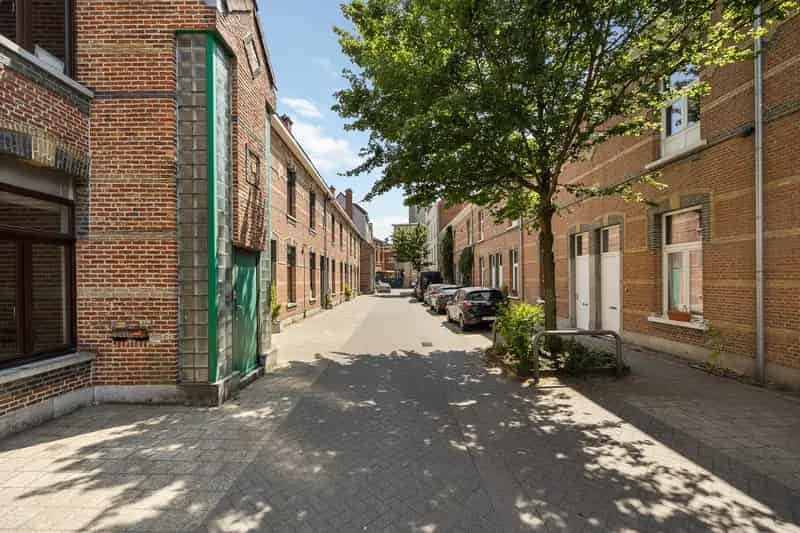 Instapklare Triplex Antwerpen - Nabij Park Spoor Noord