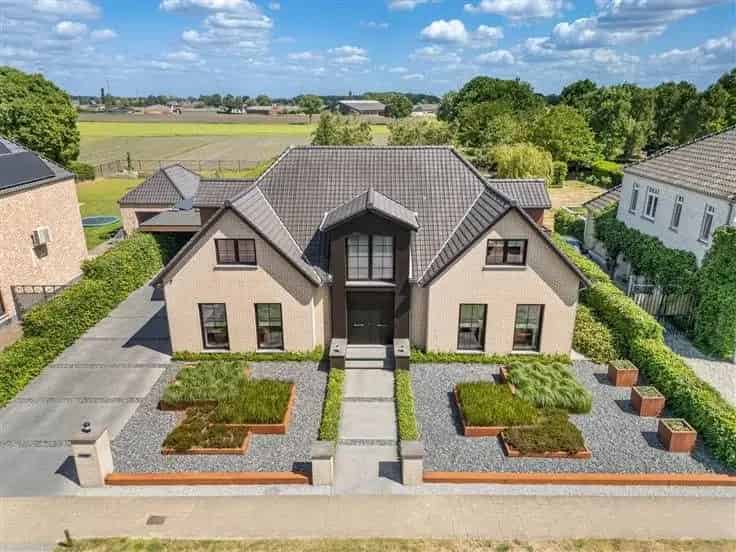 Exclusieve Villa te Koop: Ruimte, Comfort en Elegantie