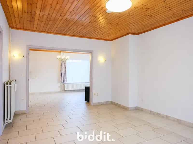 Ruime alleenstaande woning te Zonnebeke nabij Ieper