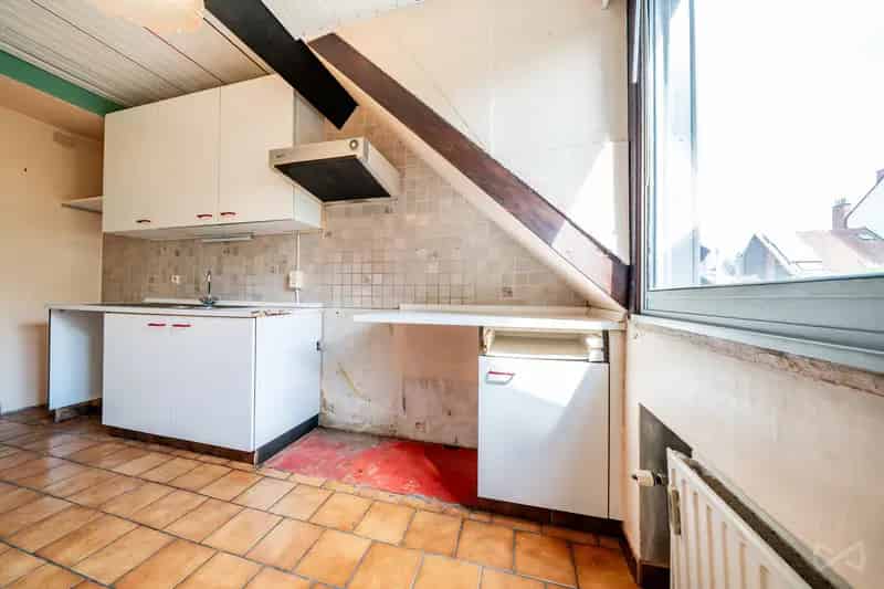 Penthouse 2 slaapkamers te renoveren Uccle