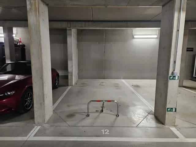 Parkeerplaats te Koop 555m x 248m