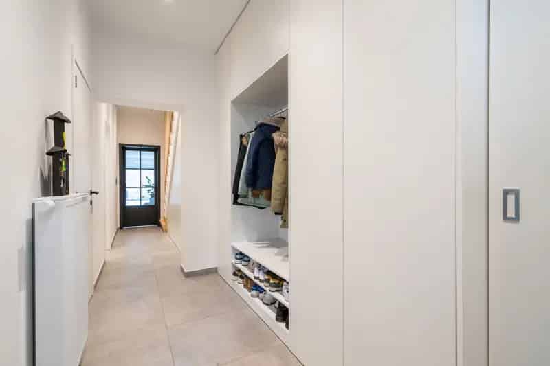 Ruime Instapklare Woning te Lede 3 slaapkamers 2 badkamers
