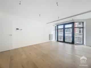 Appartement te Huur Sint-Gillis 1 Slaapkamer Terras Kantoor Nieuwbouw