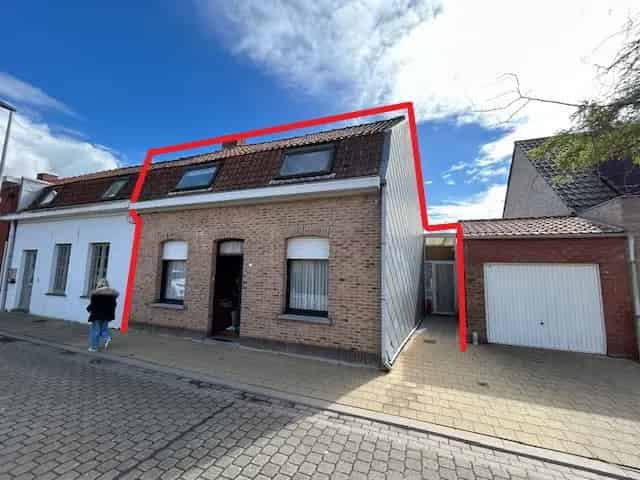 Huis te koop Geluwe: Rustige ligging met diepe tuin
