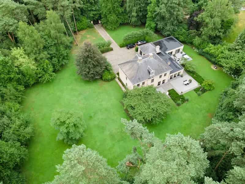 Huis te koop: Exclusieve villa met parktuin en zwembad