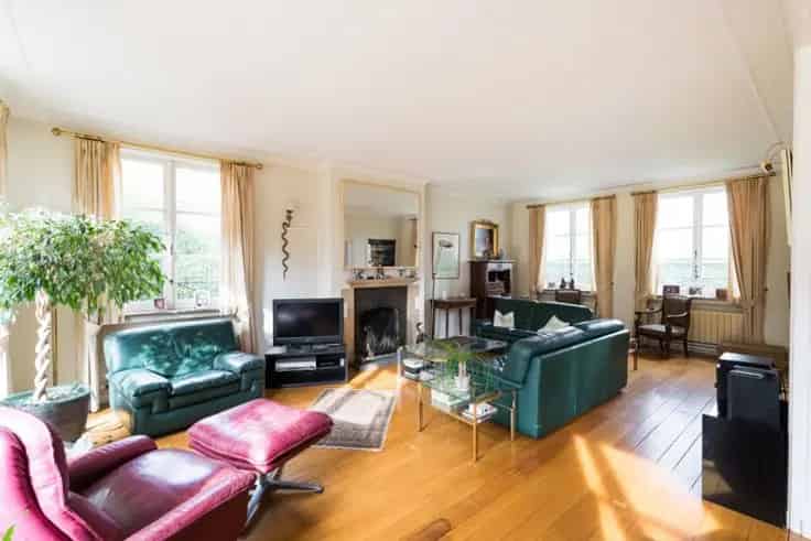 Villa te Koop UCCLE 4 Slaapkamers Tuin Garage