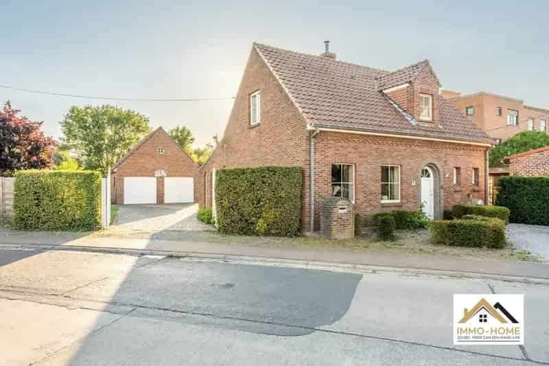 Huis te koop in Zeveneken