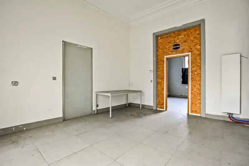 Ruime woning te koop 6 slaapkamers 4 badkamers Veurne