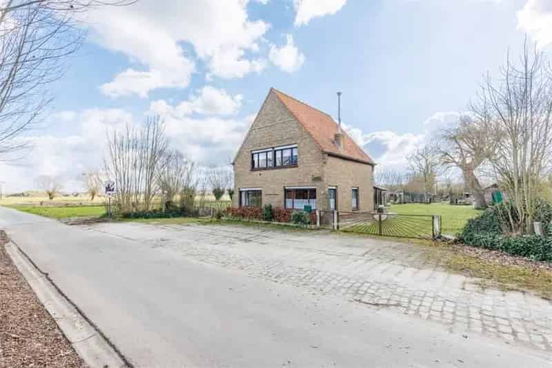 4 Slaapkamerwoning te koop Damme - Ruime woning met potentieel