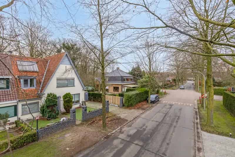 Huis te huur Assebroek: Kantoor, Loods & Appartement