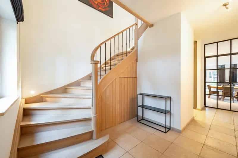Ruime Villa Koningshof 4 slaapkamers Zwembad Praktijkruimte