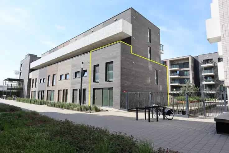 Duplex Te Koop 3 slaapkamers Zonnig terras Nabij Strand