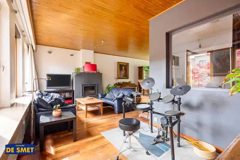 Bel-etage te koop nabij centrum: Rustige buurt, 3 slaapkamers, tuin
