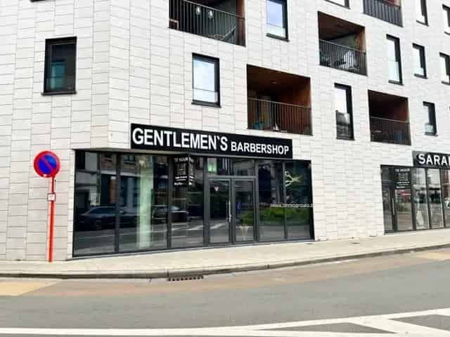Handelspand te Huur Gent: Volledig Uitgeruste Barbershop