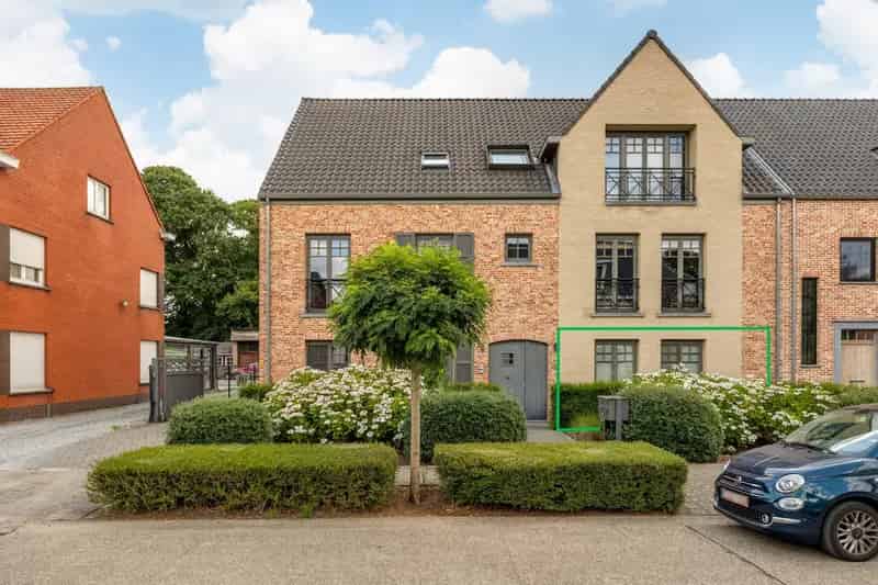 Gelijkvloers Appartement met Zuidtuin te Koop