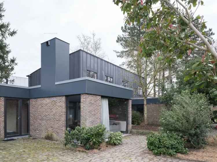 Te renoveren woning Merelbeke 6 slaapkamers 396m²