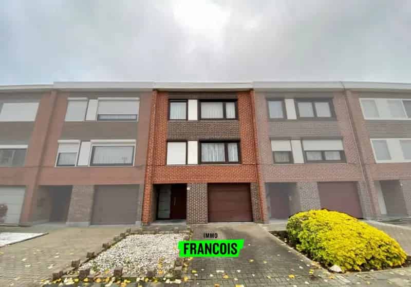 Gezellige woning te huur in Ieper met 2 slaapkamers garage en tuin