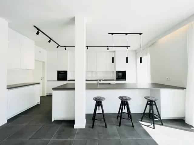 Villa te Kraainem 4 slaapkamers 3 badkamers 275m²