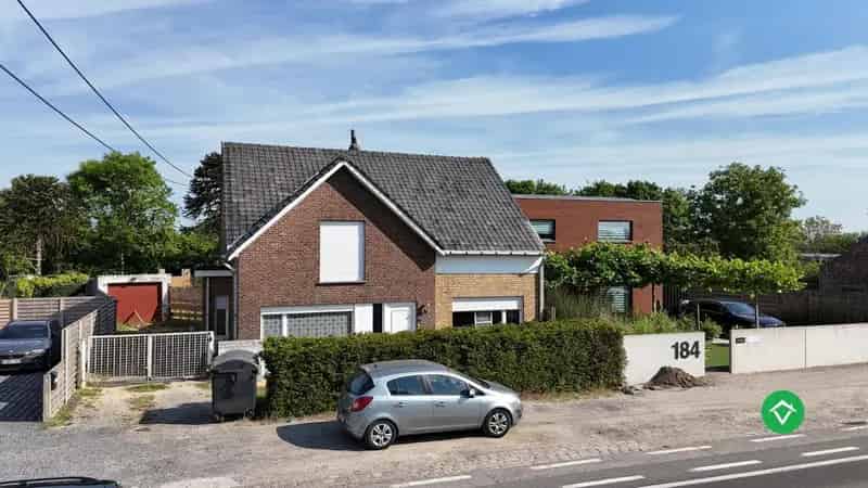 Ruime gezinswoning 1126m2