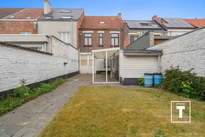 Huis te koop Gentbrugge: Ruime gezinswoning
