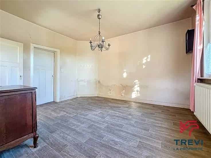 Huis te Koop Couillet 130m² Te renoveren