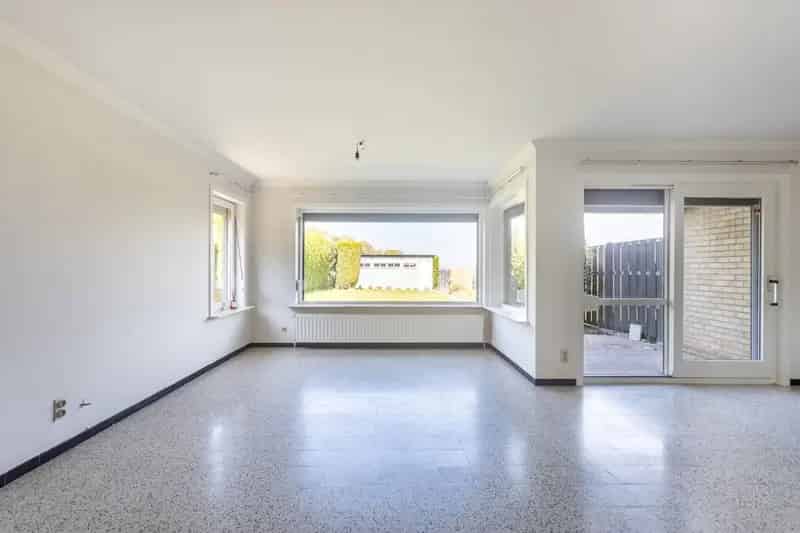 Aangename Instapklare Woning 4 Slaapkamers Tuin
