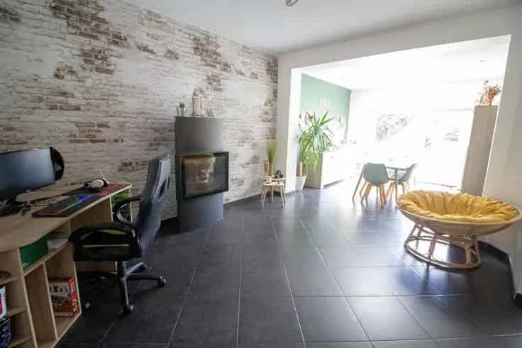 Gezinswoning 4 Gevels Tuin Garage 3 slaapkamers
