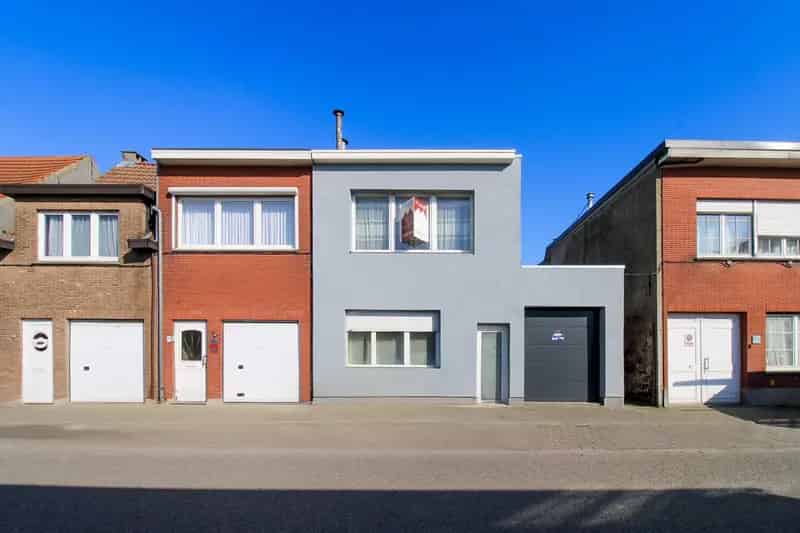 Huis te koop Schoten: 3 slaapkamers, tuin, garage
