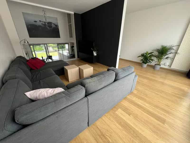 Moderne woning 4 slaapkamers Kessel Lo garage tuin