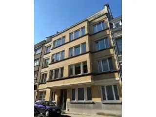 Appartement Ixelles 100m²  Rénové  2 Chambres  Parking Possible