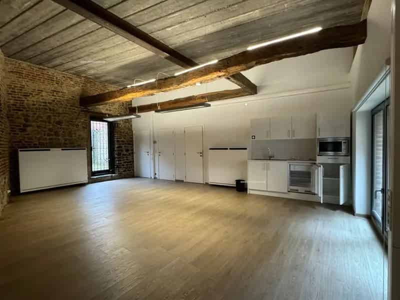 Handelspand te huur Borgloon 107m²