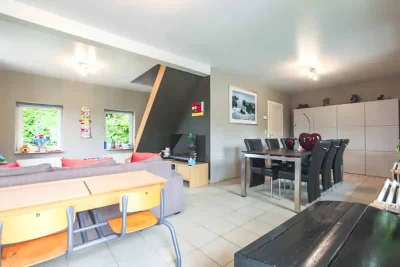 Huis te koop: Gezellige woning met uitbreidingsmogelijkheden